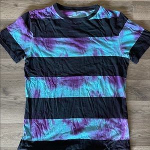Empyre tie tee